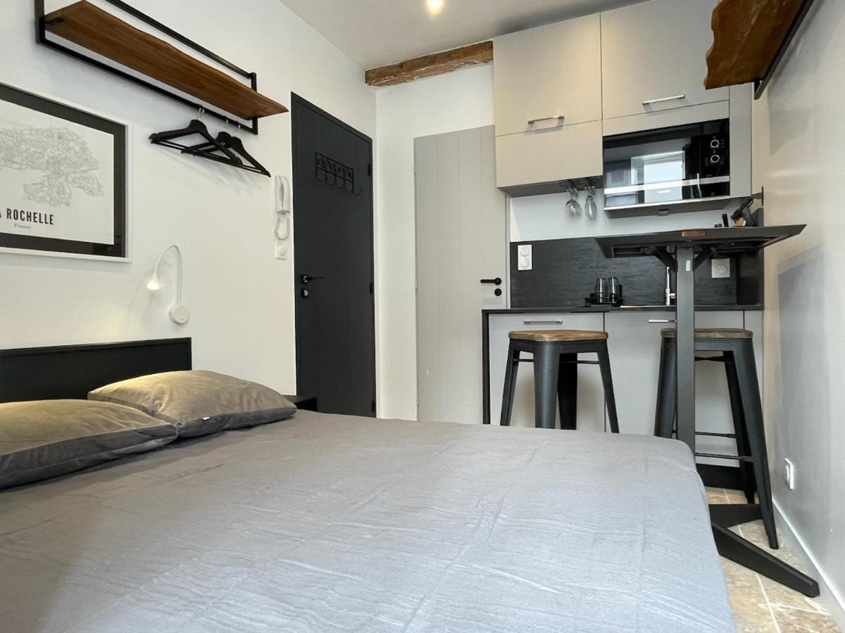 Petite Chambre Amenagee Avec Cuisine St Louis 3 ラ・ロシェル エクステリア 写真
